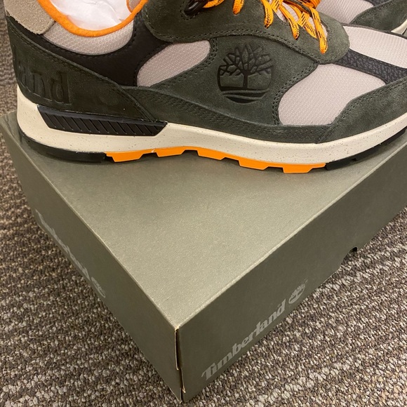 New Timberlands - Picture 3 of 5